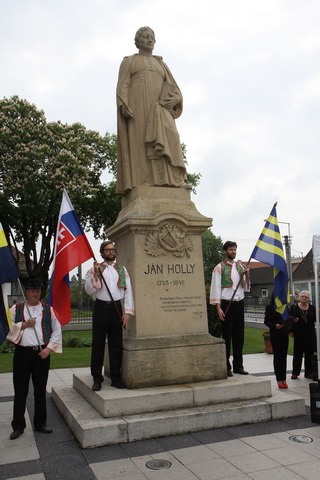 Pamätník Jána Hollého